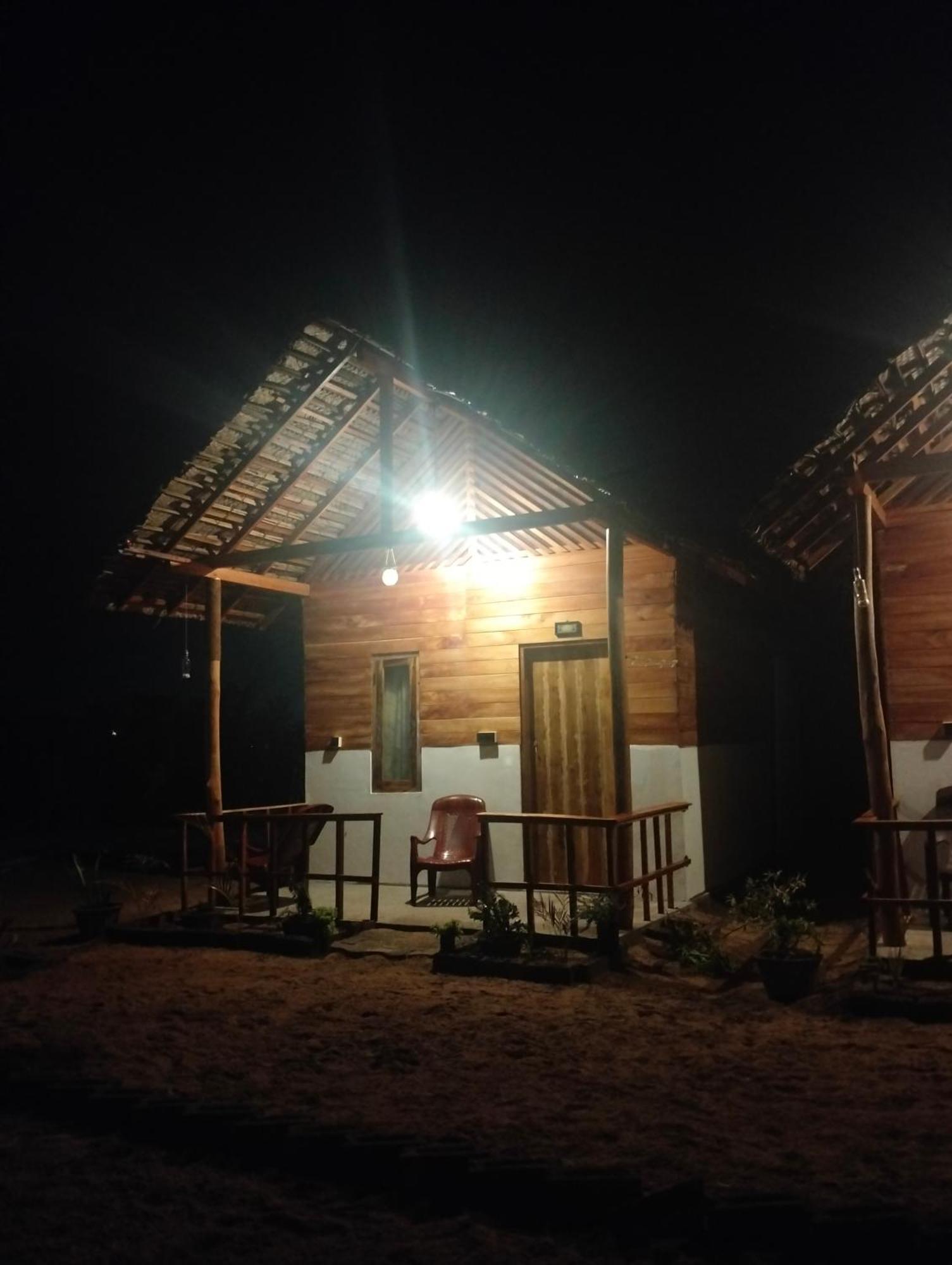 Arugam Bay Beach Morea Екстериор снимка